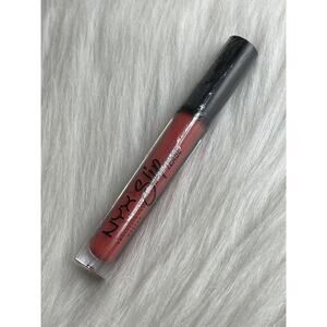 Nyx Cosmetics Slip Tease Full Color Lip Oil Lipstick Gloss in BREEZY - SEALED